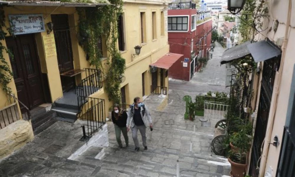 Κορονοϊός: Πέντε δήμοι της Αττικής ξεκαθαρίζουν την θέση τους